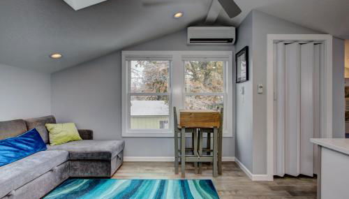 The Lilly Pad Brand New in Hyde Park! Pet Friendly, fully fenced yard, walking distance to Hyde Park shops, and dining and Camel's Back Park - Photo 5, Other