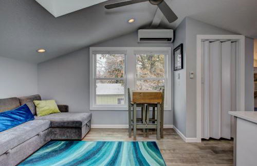 The Lilly Pad Brand New in Hyde Park! Pet Friendly, fully fenced yard, walking distance to Hyde Park shops, and dining and Camel's Back Park - Photo 5