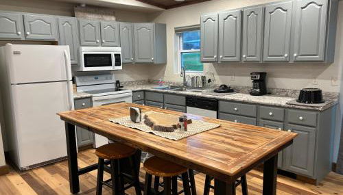 Comfortable Country Home - Photo 1, stove, dishwasher