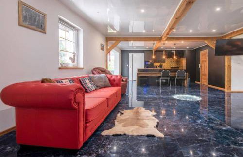 Comfortable house with a swimming pool and sauna - Foto 7