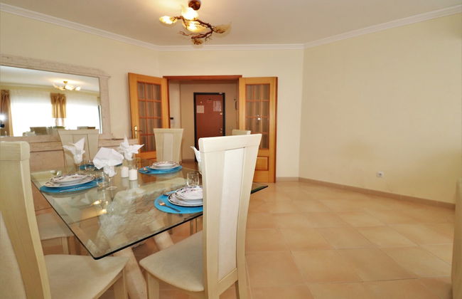 Lovely 2 -bedroom Vacation Apartment In Quarteira - Foto 11