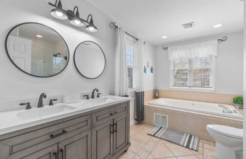 Summer by the Sea - Central to all beaches & ponds - Foto 18