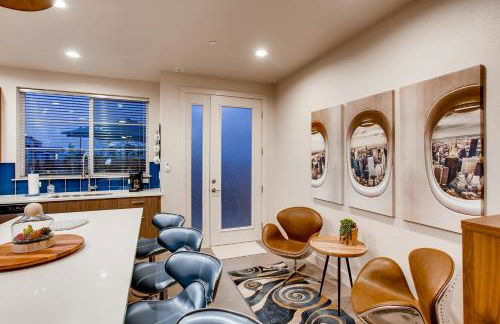 Elegant Townhome Near Old Town, Breweries and River! - Foto 12