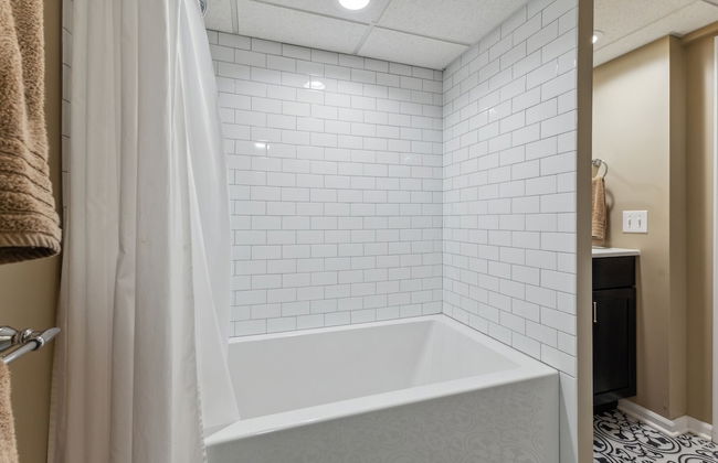 Charming Ann Arbor Retreat Near Dt & Attractions 3 Bedroom Home - Foto 20