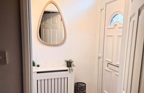 Two-bedroom Cottage - Sandstone Garden Patio - Free Parking - Pets Welcome - Foto 47