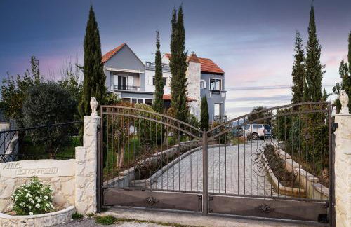 Villa Kalaitsidi - plunge pool, gym and unique gardens - Foto 31