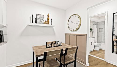 Cozy Modern 1BR Close to Downtown - Photo 4