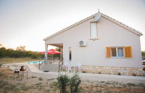 Holiday home with pool Kristal - Foto 16