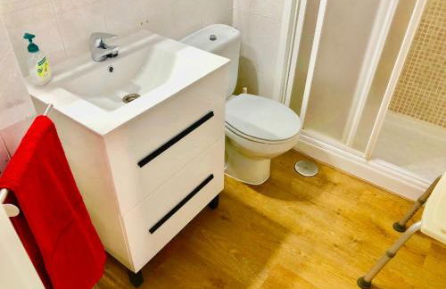 Ana's Apartment parking gratuito - Foto 18