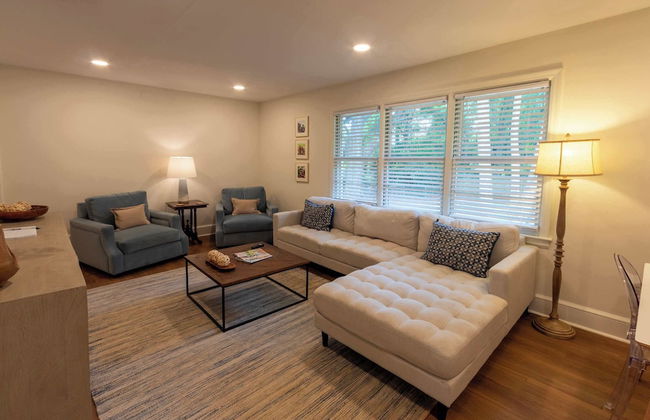 4 BR Sleeps 10 Near UGA & Downtown - Foto 17