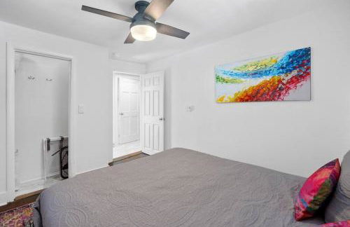 Vineyard Cottage-Pet Friendly & Walk to Oaklawn! - Foto 38