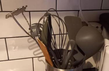 Home In Bletchley Milton Keynes, contractors favourite - Photo 21