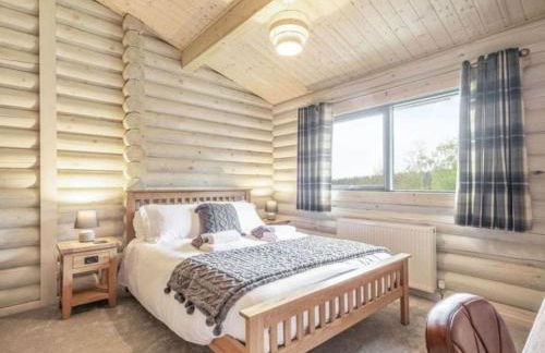 Treetops Luxury Log Cabin - Hot tub, BBQ & Sauna - Foto 19