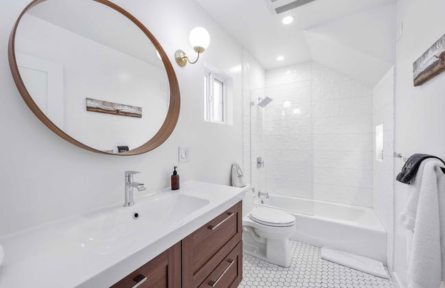 2 Units in Prime Hollywood Location Chic Renovated 1bdrs w/ Patio Avantstay - Foto 25