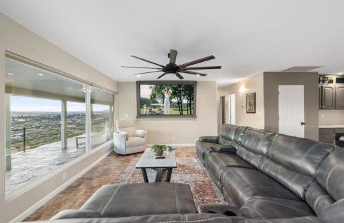 Dewey Mountain Getaway 3BR Home with Hot Tub, Gym and Sauna - Foto 8