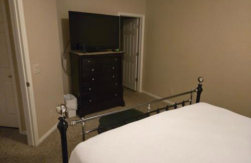 Mesquite Nevada Vacation Rental - Ground Level and double car garage - Foto 54