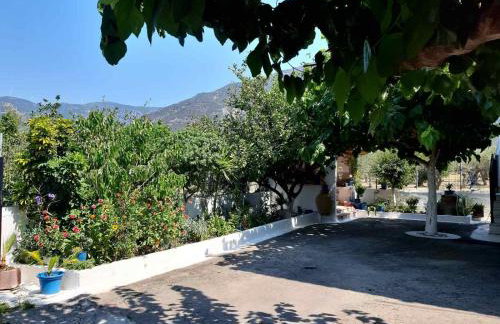 Glyfada's Family Apartment - Photo 7