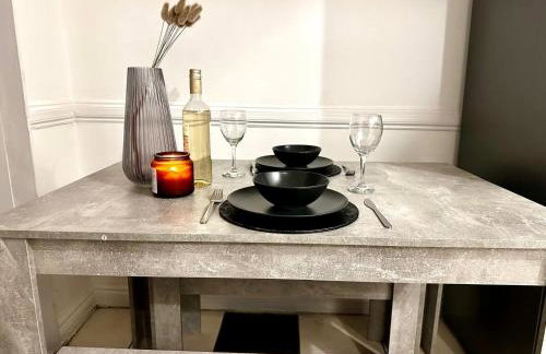 Serviced 4 bed 2 bath Manor Park House - Foto 32