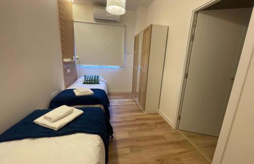 A 4 min andando del metro 3 habitaciones con baño privado - Foto 15