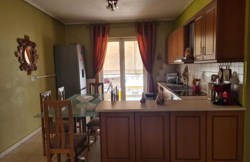 Άνετο, μεγάλο σπίτι κοντά στο μετρό - Foto 31