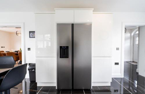 Escape Ordinary at Lily's Pad - Foto 55