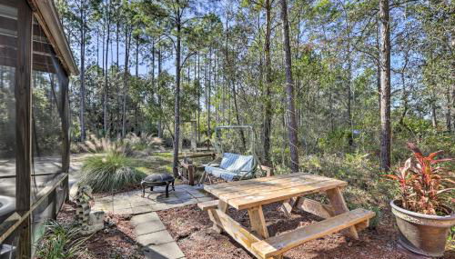 Keaton Beach Escape with Hot Tub Less Than 2 Mi to Shore - Foto 1