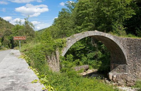 Awesome Apartment In Monticiano - Foto 25