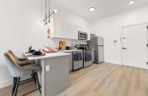 Elegant Bd,EWR AIRPT,Nyc, Free Pkng, Prudential CNTR, American Dream Mall - Foto 9