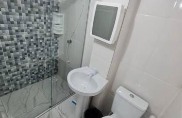 kitnet 13 central com ar tv smart completa - Foto 10