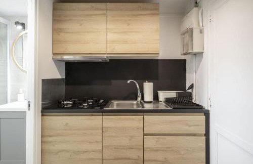NEW Renovated COZY APPARTMENT CENTRIC - Photo 9