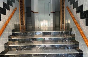 Recova Modern Family - Next to African Market - Photo 17