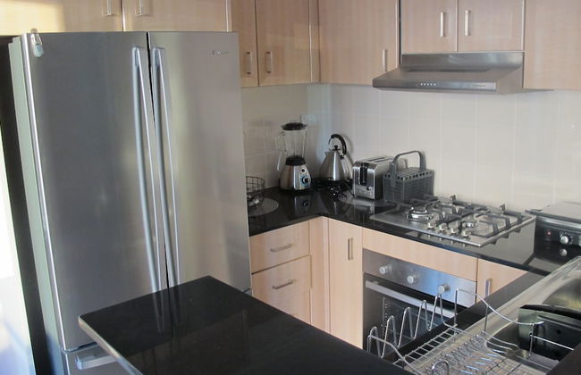 Sleek apartment Unit 87 - Photo 14