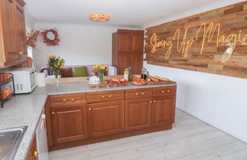 Piskies Magic Home - Photo 14