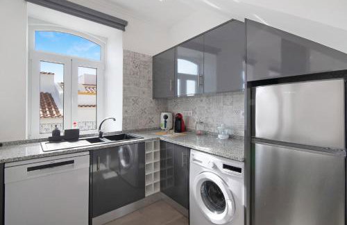 Traditional 3 bedroom apartment - Photo 5