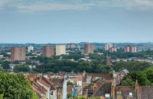 Penthouse Apartment with Impressive Views Sleeps 2 to 8 - Foto 62