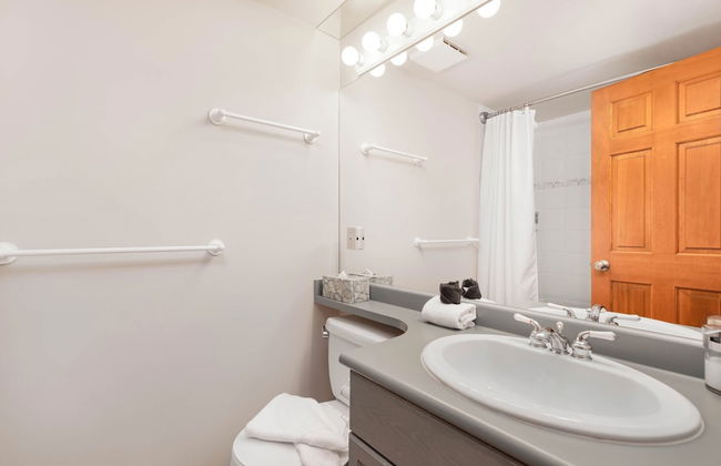 Stoney Creek Sunpath by Whistler Premier - Photo 30