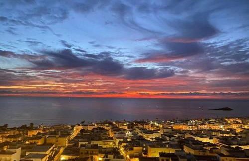 ATICO con 30m2 de terraza y vistas al mar - Foto 13