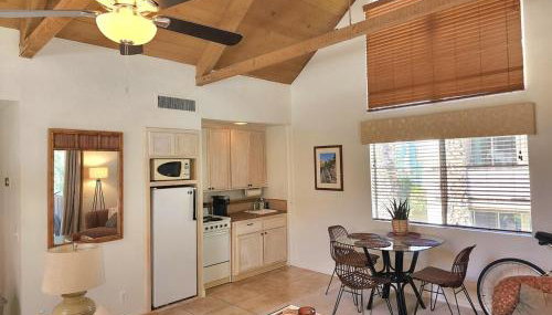 Peaceful Desert Retreat Mountain View Studio Condo Indian Wells - Foto 5, stove