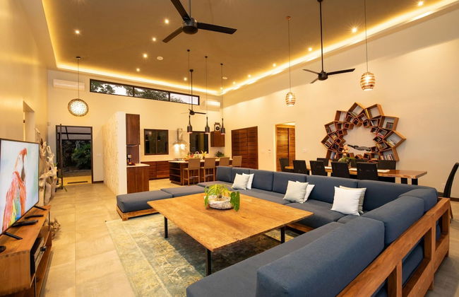 Luxe 4 Bdrm Villa w Epic Oceanview Infinity Pool - Foto 43