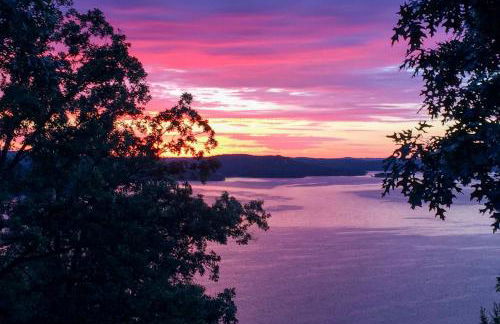 Beaver Lake Retreat with Lake Access and Fire Pit! - Foto 27