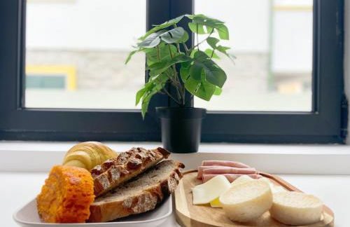 Modern Retreat with Mountain Views - Foto 15