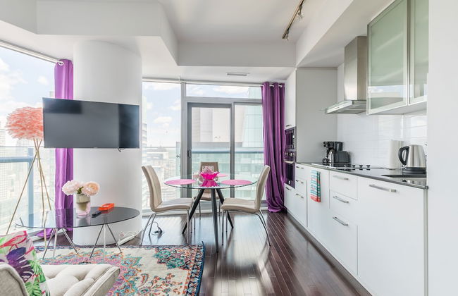 Maple Leaf Square - Photo 68