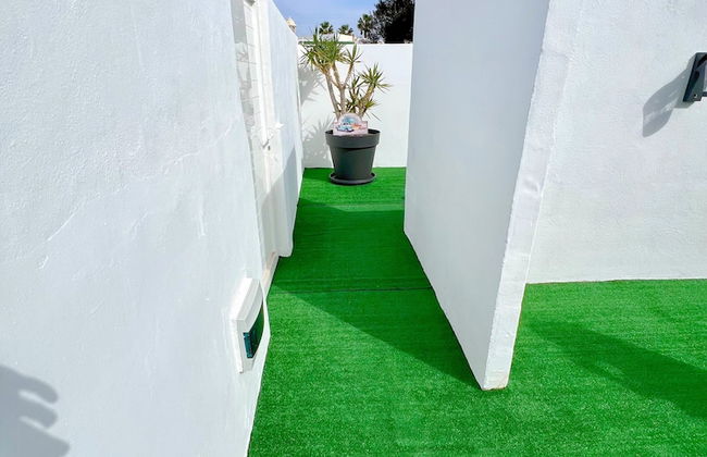 Sea View Bungalow with Communal Pool - Foto 73