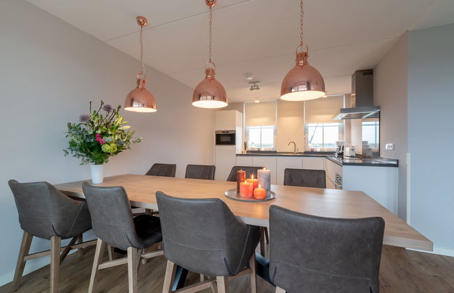 3 bedroom House in Colijnsplaat with garden and terrace - Photo 3