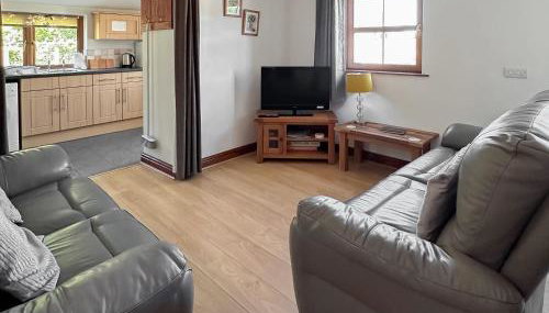 The Stable - Photo 2