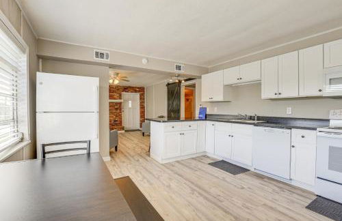 Sun-Soaked Okeechobee Retreat with Canal Views! - Foto 7