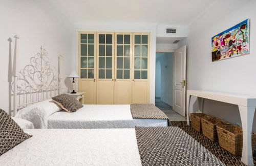 Alcazaba Beach Apartment - Photo 19