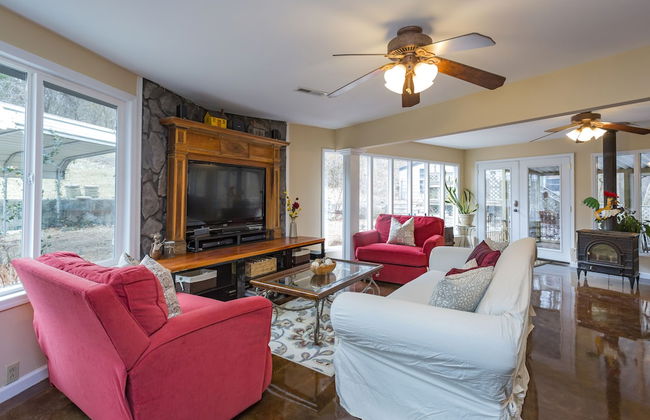 Grand Dream Vacation Home in Nashville 7+ beds! - Photo 26