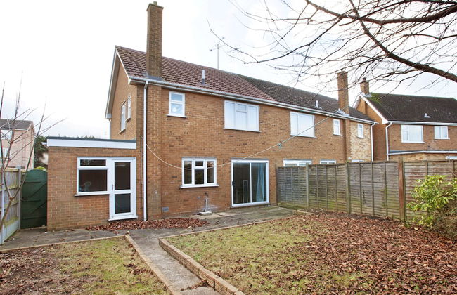 3 Bedroom House Near the City Center - Photo 22