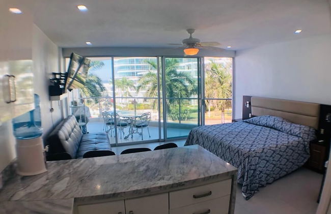 Aria Ocean Beachfront Condos - Foto 3